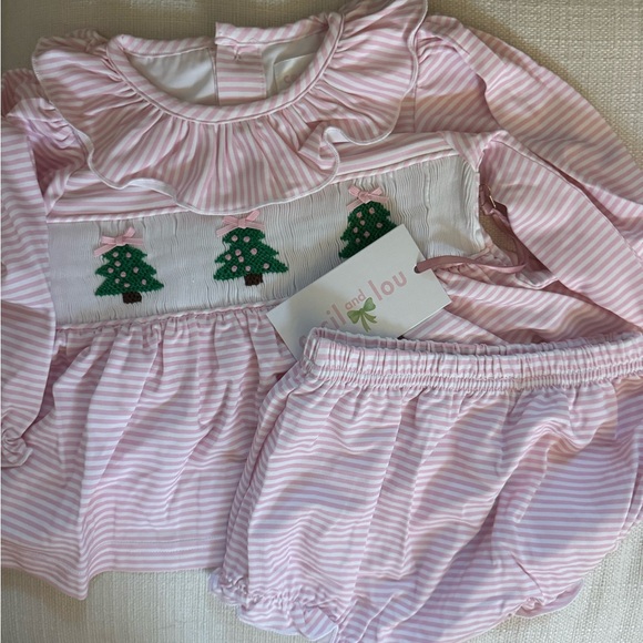 NWT Cecil & Lou Smocked Christmas Tree Set - Picture 3 of 3